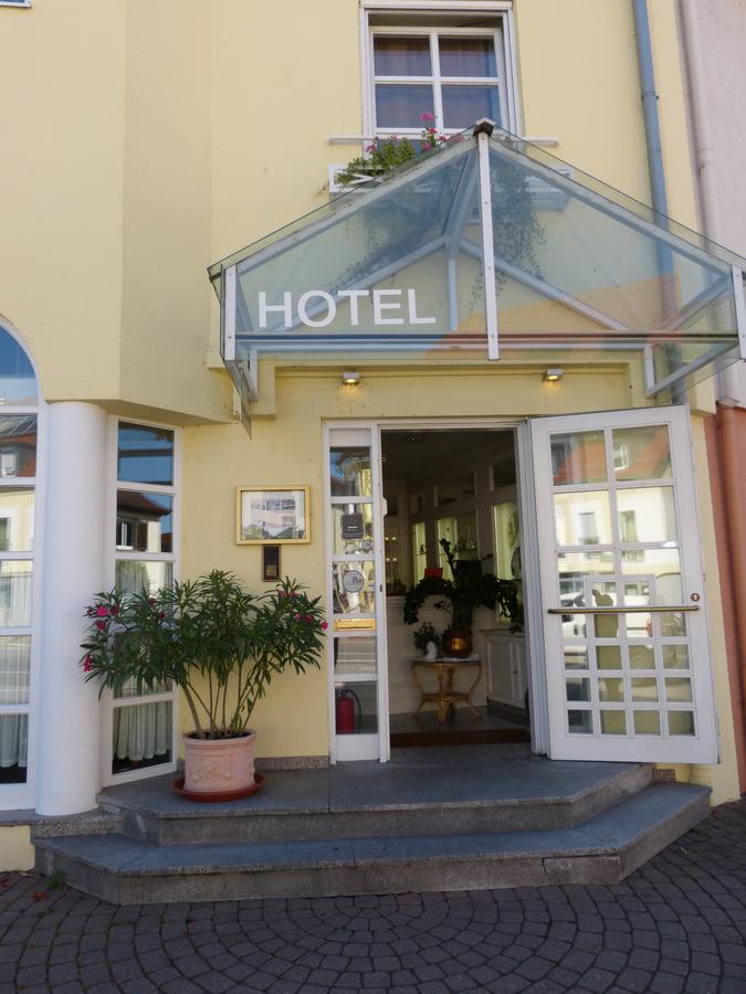 Hotel Am Theater シュヴェツィンゲン エクステリア 写真